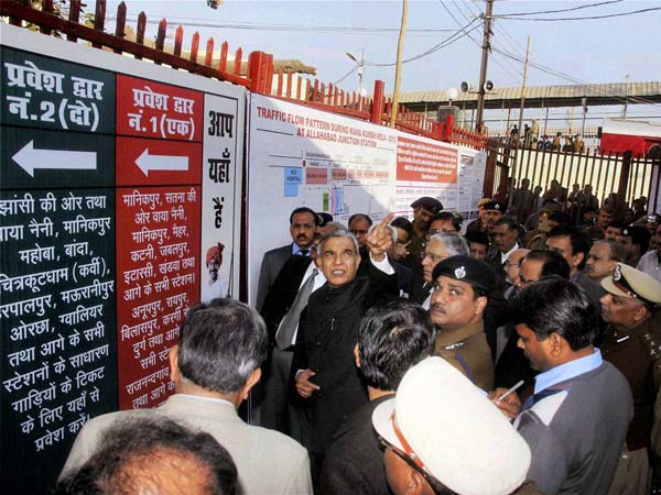 Railway Minister Pawan Kumar Bansal arrives in Allahabad