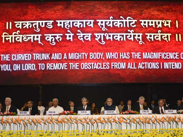 Narendra Modi, delegates at Vibrant Gujarat Global Investors Summit