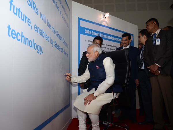 Narendra Modi at Vibrant Gujarat Global Investors Summit