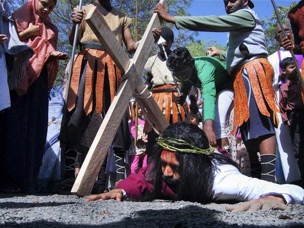Devotees engage in role play