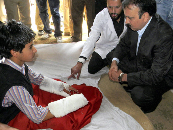 Earthquake in JK: Boy! I injured my arms