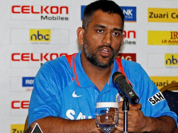 Dhoni Dhoni