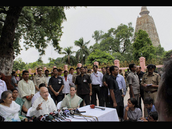 Congress leader Ambika Soni talking to media