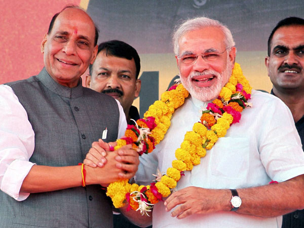 Narendra Modi welcomed in Jaipur