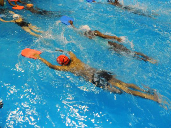 swimming swimming