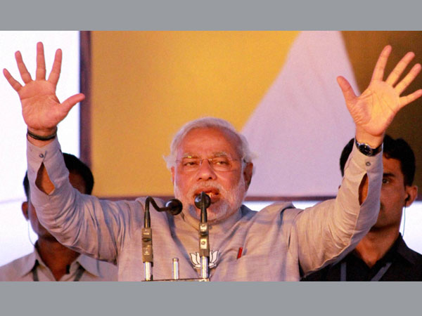 Narendra Modi addressing at an election rally in Bathinda
