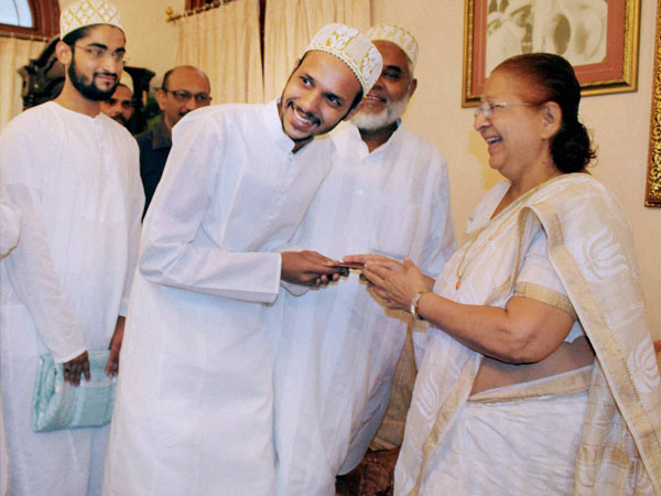Lok Sabha Speaker Sumitra Mahajan with members