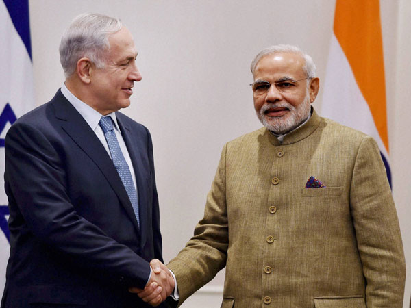 PM Modi meets leaders in USA