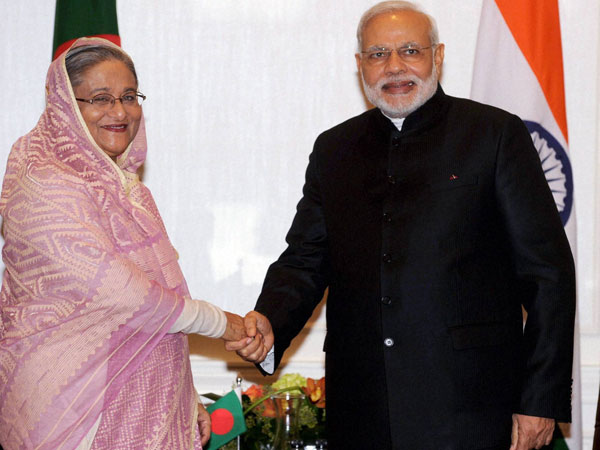 PM Modi meets leaders in US (In pics)