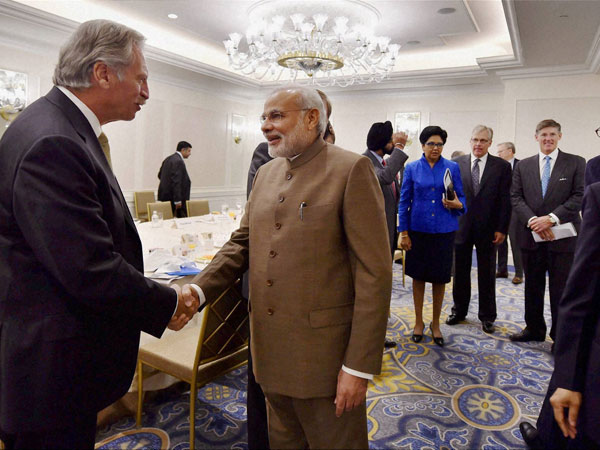 PM Modi meets leaders in USA
