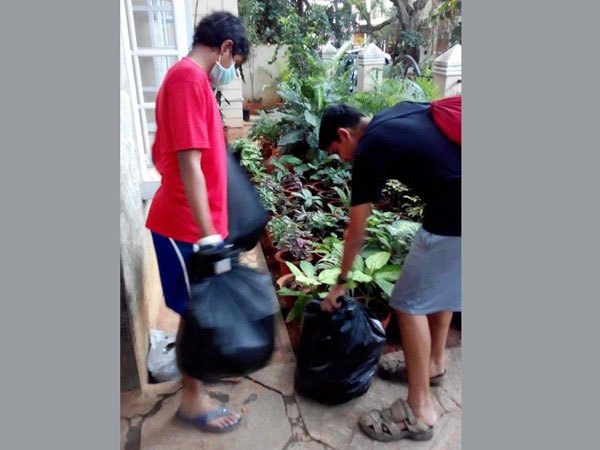Youngsters join hands to clean up their locality