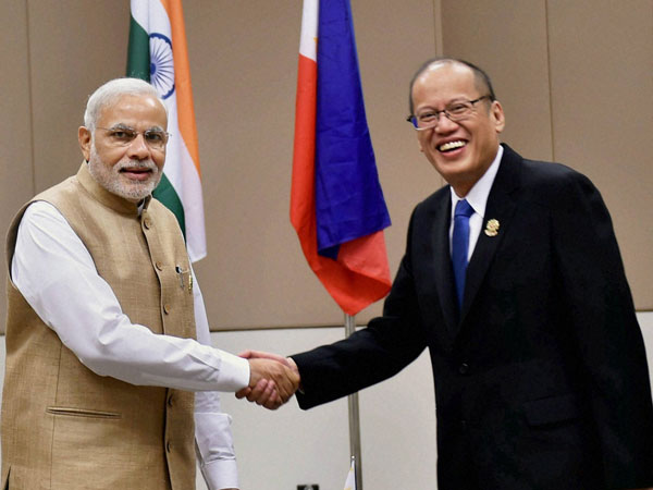 Prime Minister Narendra Modi shakes hands with President of Philippiness