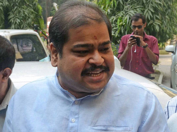 WB Guv justifies Srinjoy Bose's arrest WB Guv justifies Srinjoy Bose's arrest