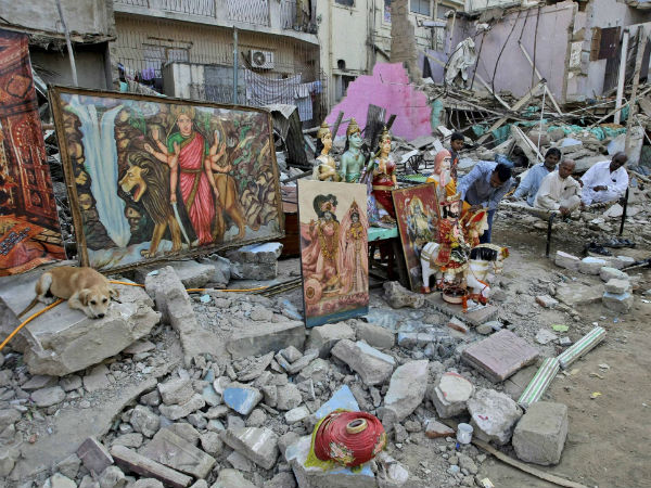 Attacks on Hindu temples in Pakistan a worrying trend. Attacks on Hindu temples in Pakistan a worrying trend.