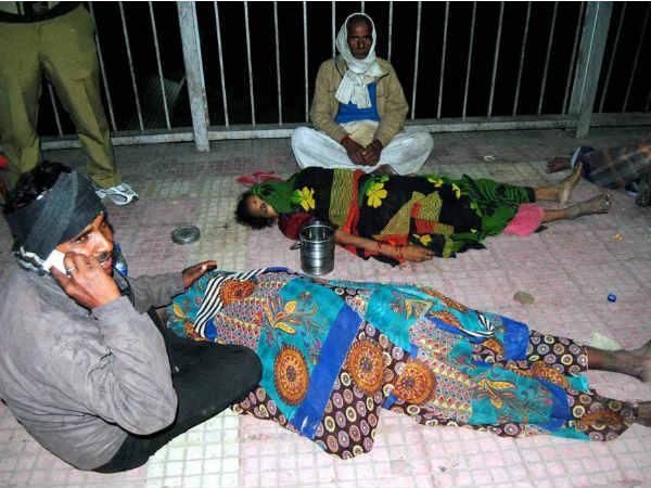 CAG blames railways for Kumbh stampede CAG blames railways for Kumbh stampede