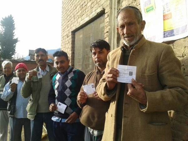 Live: J'khand, J&K assembly elections Live: J'khand, J&K assembly elections