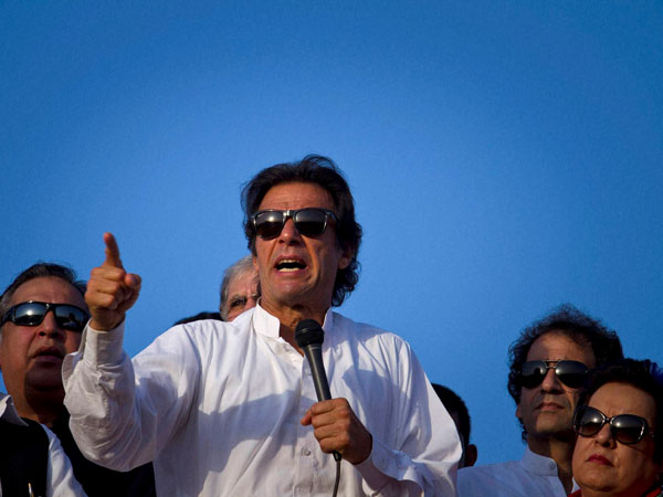 Pak: Imran Khan's party imposes shutdown Pak: Imran Khan's party imposes shutdown
