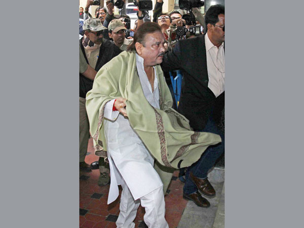 madan-mitra madan-mitra