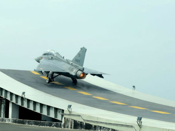 LCA Navy: India joins superelite club LCA Navy: India joins superelite club