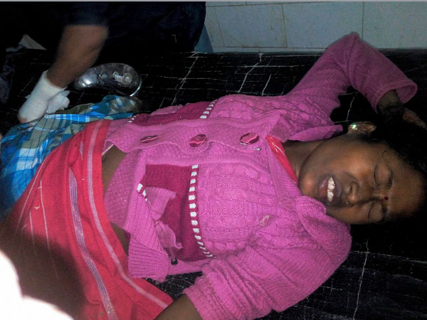 The Sena also said that the issue of violence in Assam, that has continued over several decades, will get resolved only when there is no disparity regarding justice (handling security issues) in Jammu and Kashmir and Assam. The Sena also said that the issue of violence in Assam, that has continued over several decades, will get resolved only when there is no disparity regarding justice (handling security issues) in Jammu and Kashmir and Assam.
