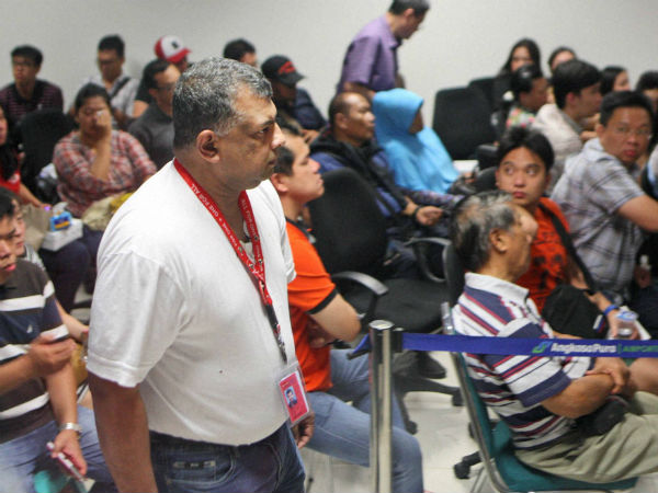 tony-fernandes tony-fernandes