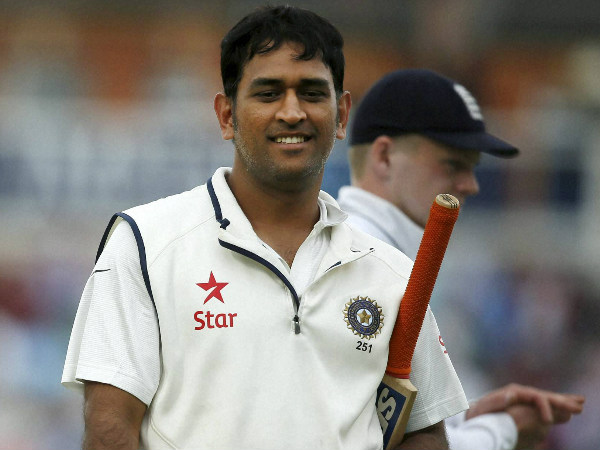 Dhoni led by example not by rhetoric: Dravid Dhoni led by example not by rhetoric: Dravid