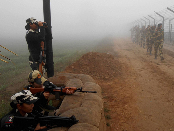 J&K: 1 woman killed in fresh Pak firing J&K: 1 woman killed in fresh Pak firing