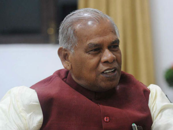 '500 Hindus converted to Buddhism' '500 Hindus converted to Buddhism'