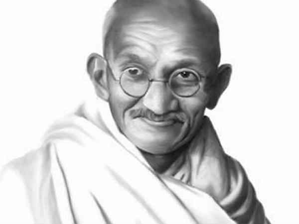 Mumbai celebrates centenary of Gandhiji's 'ghar wapasi' Mumbai celebrates centenary of Gandhiji's 'ghar wapasi'