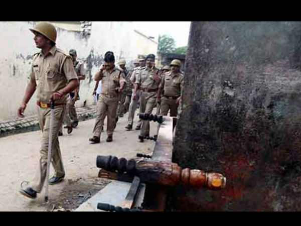 Six injured in communal clash in Maha Six injured in communal clash in Maha