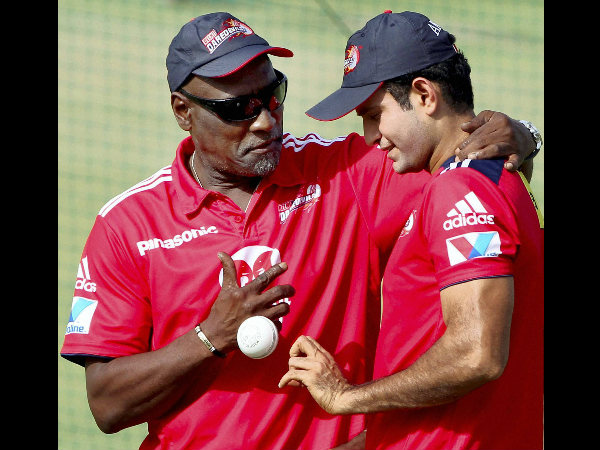Irfan with Viv Richards during IPL Irfan with Viv Richards during IPL