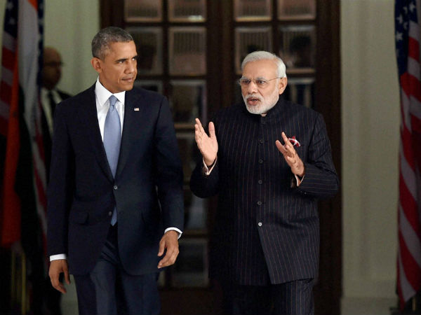 Chai pe charcha: Obama-Modi hold talks on civil nuke deal, a range of issues at Hyderabad house. Chai pe charcha: Obama-Modi hold talks on civil nuke deal, a range of issues at Hyderabad house.
