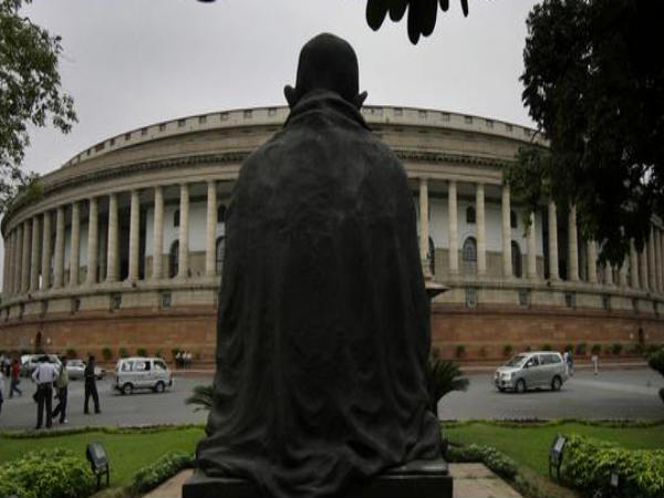 Centre wants to fulfil Gandhi's dream Centre wants to fulfil Gandhi's dream