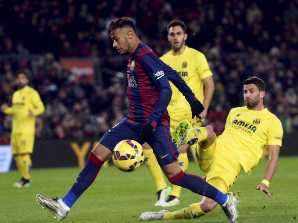 arcelona's Neymar in action against Villarreal during a Spanish La Liga soccer match arcelona's Neymar in action against Villarreal during a Spanish La Liga soccer match