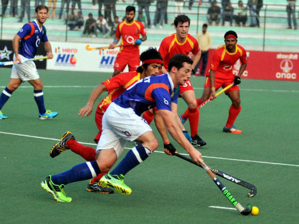 Players in action during match between Uttar Pradesh Wizards and Ranchi Rays Players in action during match between Uttar Pradesh Wizards and Ranchi Rays