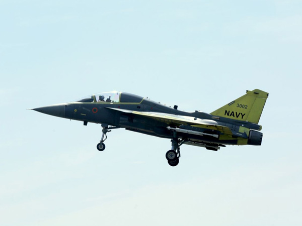 07-1423311373-lca-naval-1.jpg