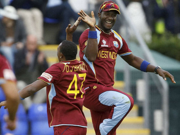File photo of Darren Sammy (right) File photo of Darren Sammy (right)