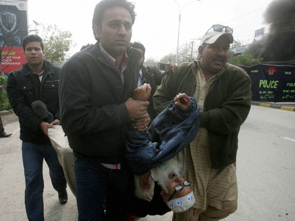 Pak: Terror attack in Lahore, 8 killed Pak: Terror attack in Lahore, 8 killed