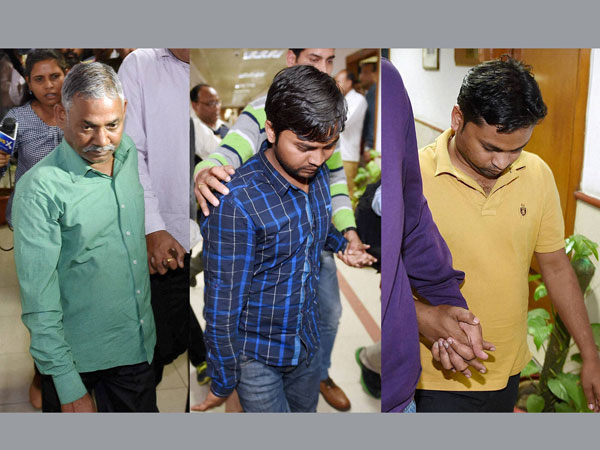 5 arrested for leaking govt documents 5 arrested for leaking govt documents