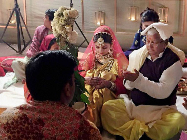 Top politicians attend Lalu's function Top politicians attend Lalu's function