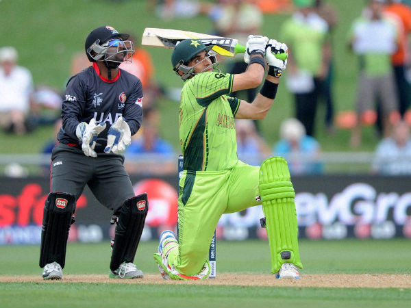 Pakistan's Misbah Ul Haq plays a shot as United Arab Emirates wicketkeeper Swapnil Patil watches during their World Cup match in Napier Pakistan's Misbah Ul Haq plays a shot as United Arab Emirates wicketkeeper Swapnil Patil watches during their World Cup match in Napier