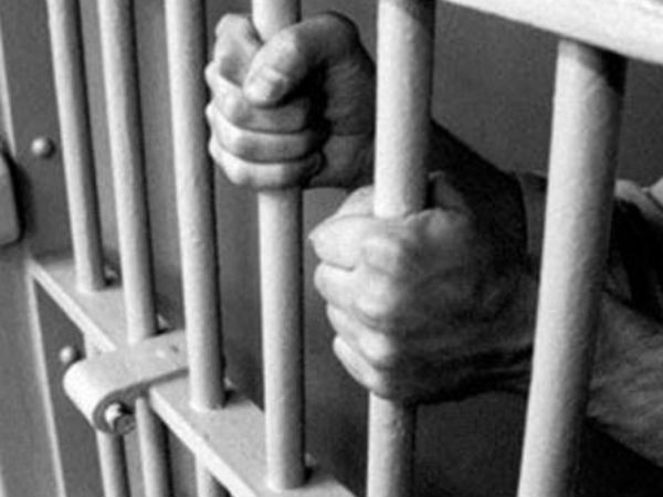 '352 Indian prisoners in Pak jails' '352 Indian prisoners in Pak jails'