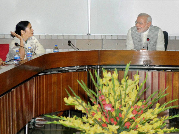 How minorities are uniting Modi, Mamata How minorities are uniting Modi, Mamata