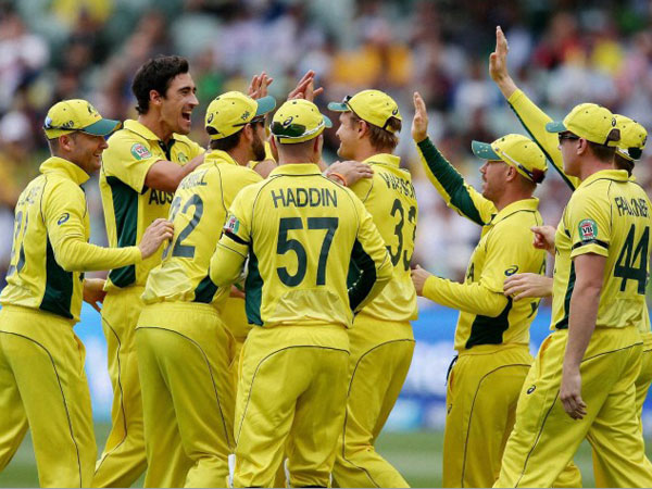Australian players congratulate Mitchell Starc (second left) after he took the wicket of Pakistan's Sarfaraz Ahmed Australian players congratulate Mitchell Starc (second left) after he took the wicket of Pakistan's Sarfaraz Ahmed