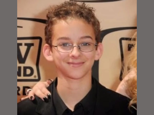 US: Child actor commits suicide US: Child actor commits suicide