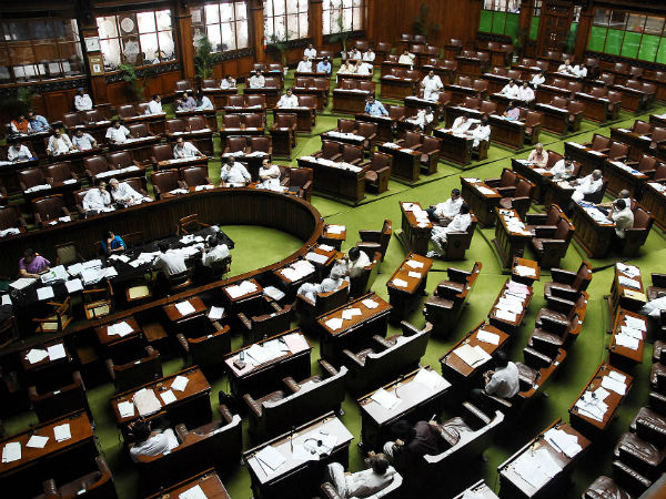 Lok Sabha passes Juvenile justice bill Lok Sabha passes Juvenile justice bill