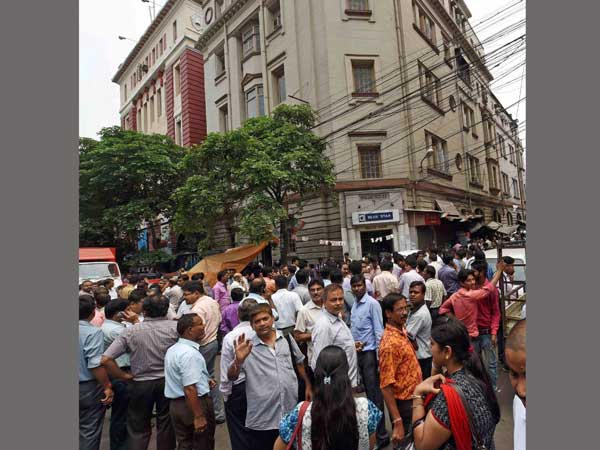 'Second quake part of chain reaction' 'Second quake part of chain reaction'