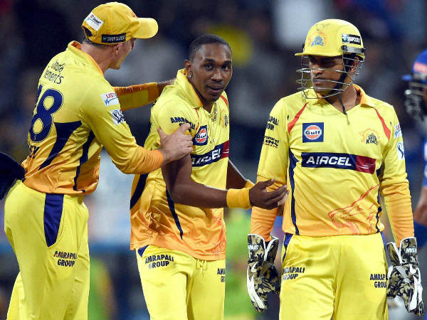 Hussey, Bravo and Dhoni celebrate the dismissal of Parthiv Hussey, Bravo and Dhoni celebrate the dismissal of Parthiv