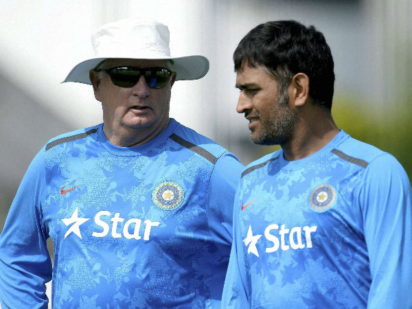 Dhoni has praised Duncan Fletcher Dhoni has praised Duncan Fletcher