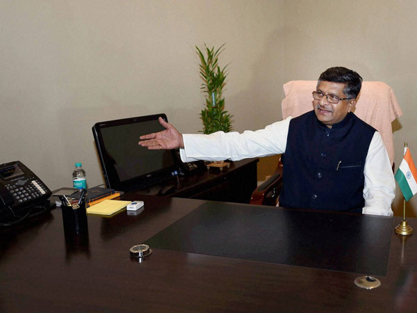 E-governance: UK backs India's stand E-governance: UK backs India's stand